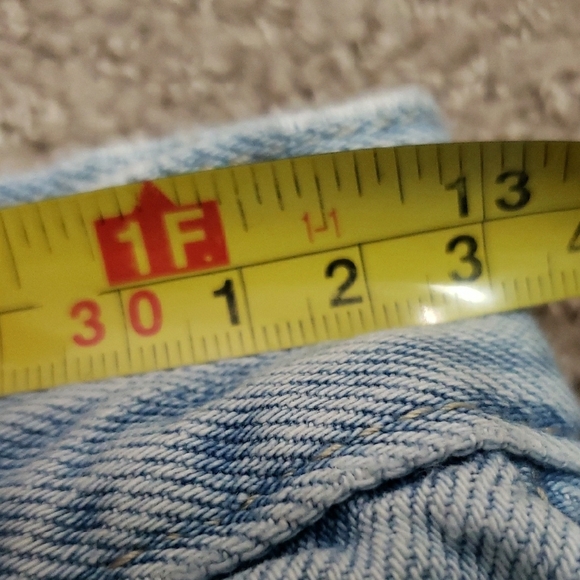 Uniqlo Women's High Waist Straight Jeans - Picture 3 of 10